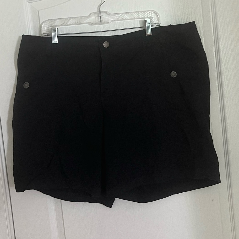 Size 20 Lane Bryant Black Shorts Classic Design / stretch / snap button closure